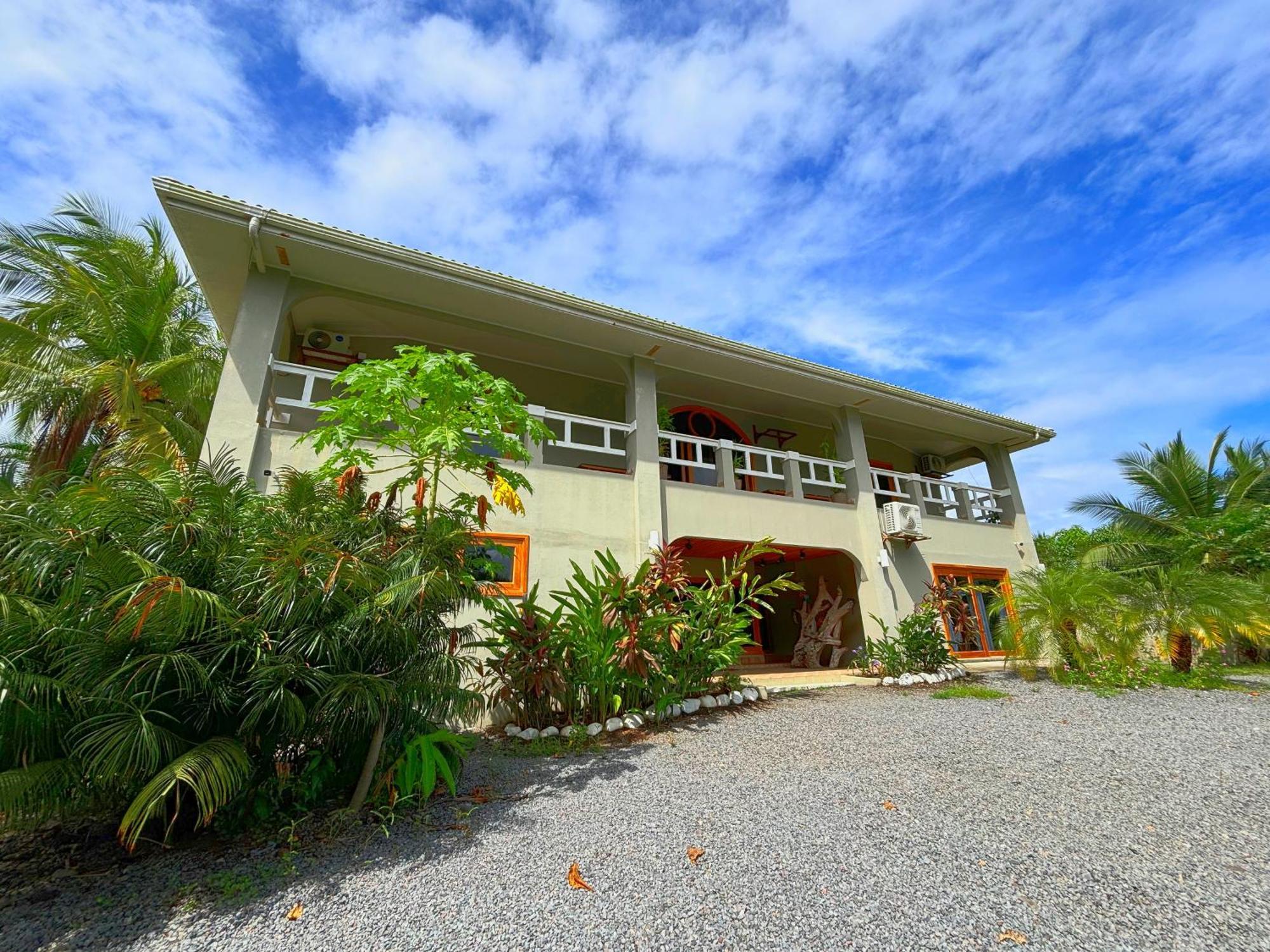 CabreraRoyal Palm Retreat公寓 外观 照片
